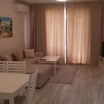 La Апартхотел Златни пясъци