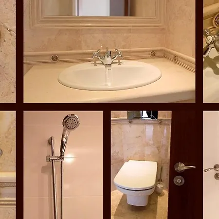 La Aparthotel 4*