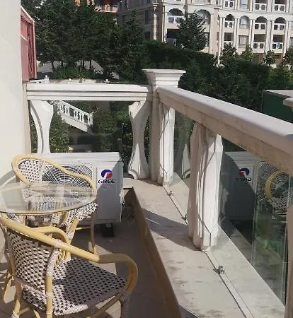 La Золотые Пески