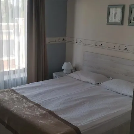 La 5*