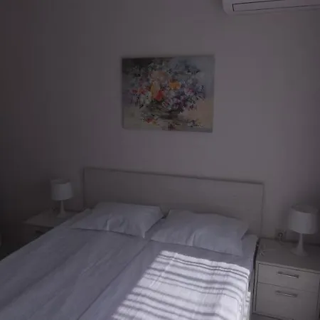 Ξενοδοχείο με διαμερίσματα La 4*