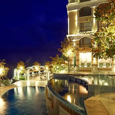 La Апарт-отель Золотые Пески